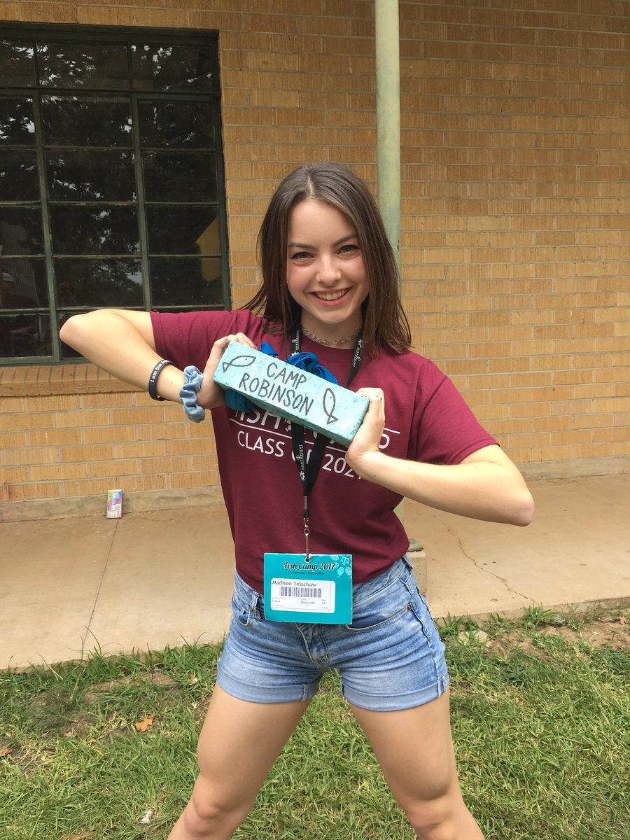 maditelschow's tweet photo. fish it up, fish it up, ayeeee #fishcampsessionc #aquaisthebest https://t.co/u2xywkA6u1