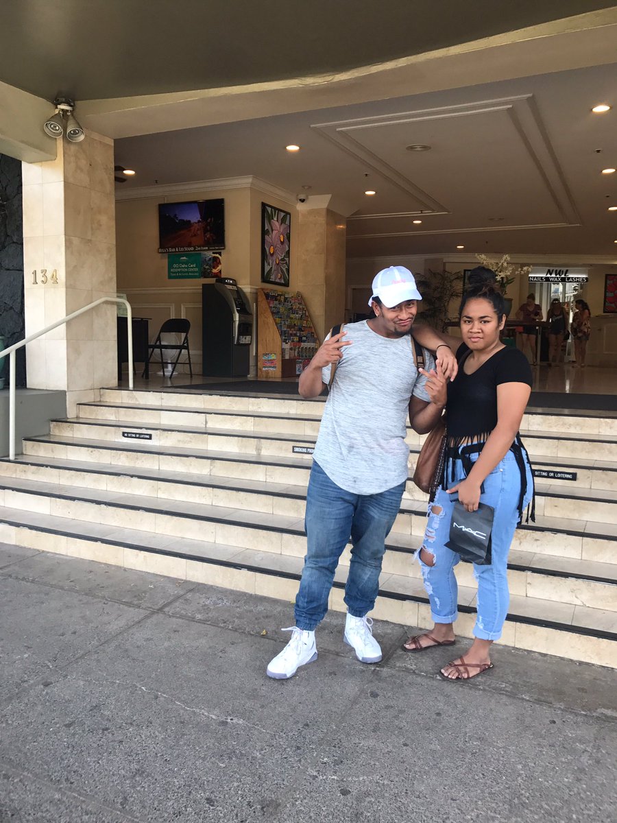ADKNTA's tweet photo. allin1'z👑 that's my bestfriend u betta https://t.co/yzx3Iqx8UF
