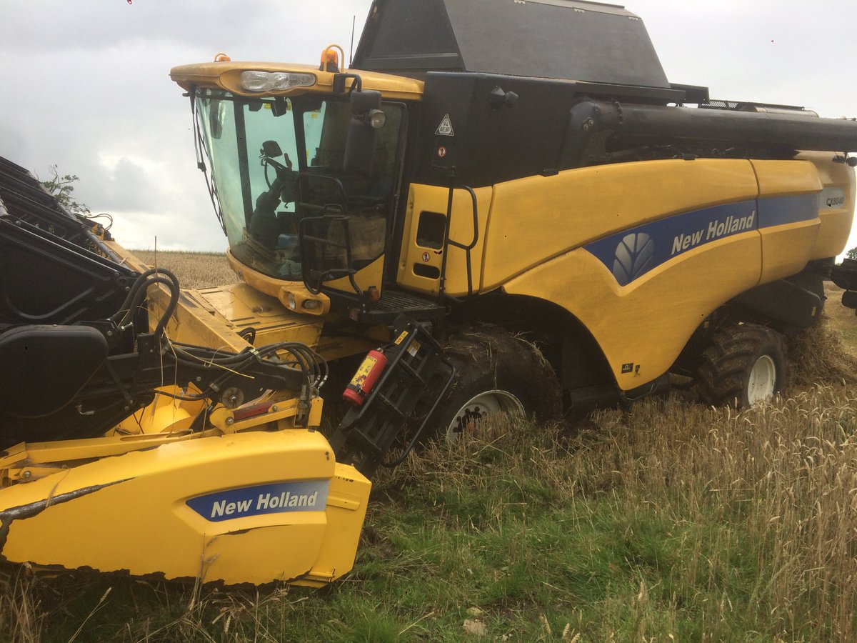 mattk6810's tweet photo. @AltonFarm it's a lot easier over with you!! https://t.co/8mAjAFUcfl