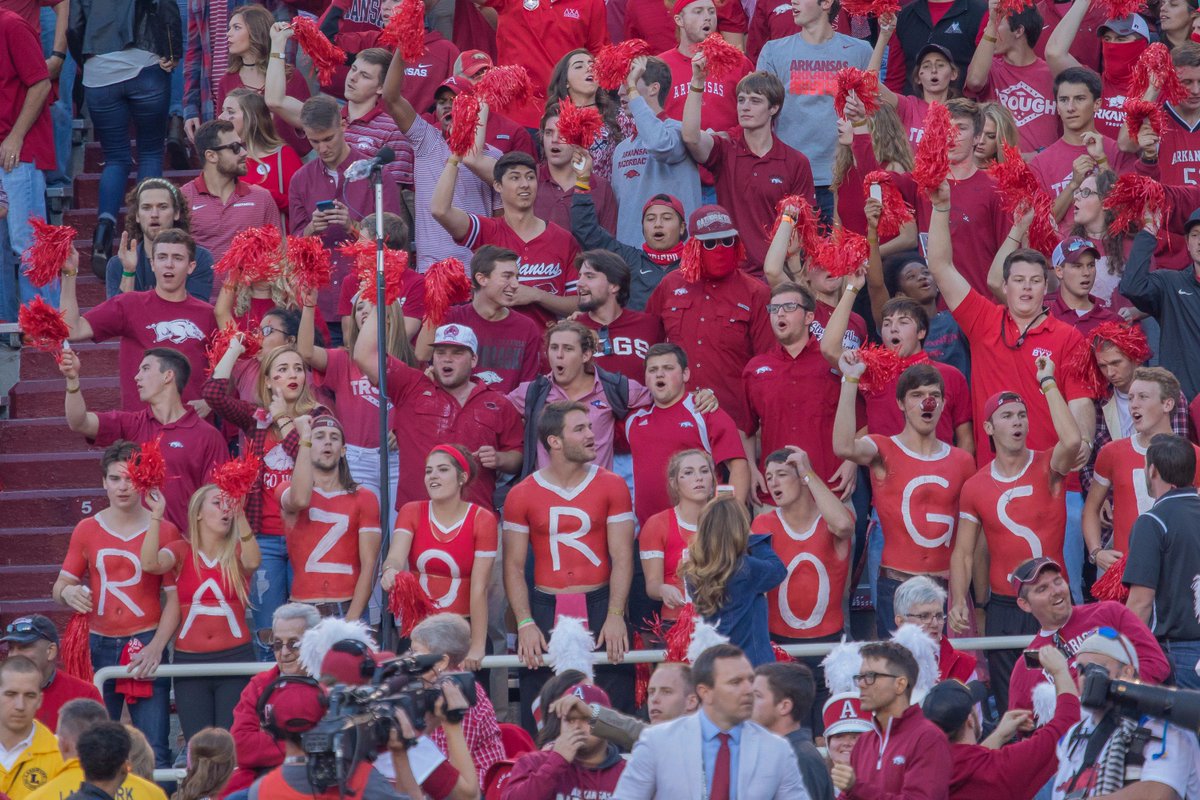 RazorbackTrough's tweet photo. These seats are going...and they're going FAST. Happy #TroughTuesday 

https://t.co/mriOFON1GH https://t.co/VYipLoZ2b8