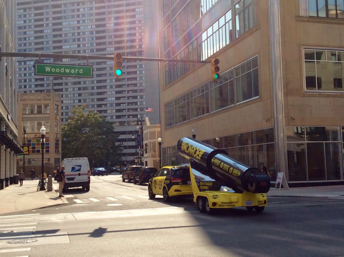 MonroeShocks's tweet photo. We're back on Woodward, but this time we're downtown! Find us driving around tonight, and snap us a pic of the #Shockmobile @ MonroeShocks 👻 https://t.co/RihrlA0k5A