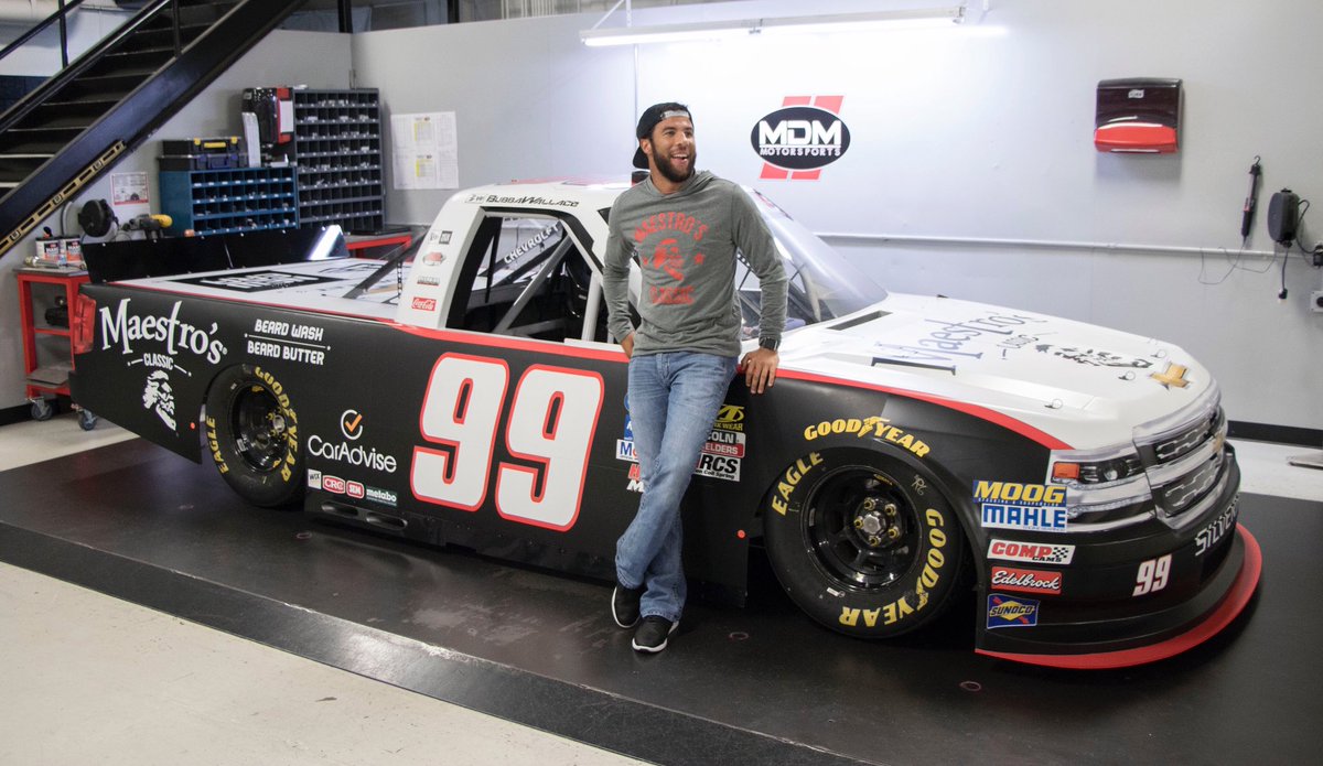 austindillon3's tweet photo. Cool to see this all come together, @maestrosclassic keeping my boy @BubbaWallace looking fresh @MISpeedway. #craftingabetteryou #TeamDillon https://t.co/qAYfNogtuw