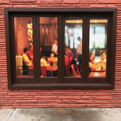 hammackb's tweet photo. #NorthKorea
#NewYorkCity
#Manhattan
#EastVillage
#SecondAvenue
#FifthStreet
#Storefront
#TrompeLoeil
#FakeWindows
#BriceDailyPhoto https://t.co/9vQbulr5TX