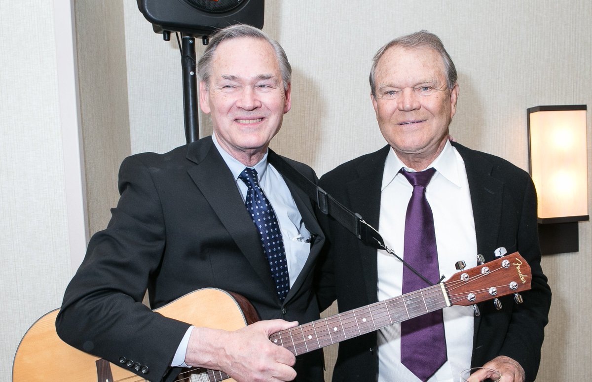 We mourn the loss of country music legend Glen Campbell - a fierce #Alz advocate who faced the disease w/ openness & honesty #ENDALZ