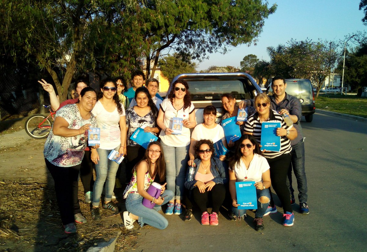 maria_alaio's tweet photo. Con el ❤ Elegimos Mejor!!! https://t.co/ccEkEUtoUZ