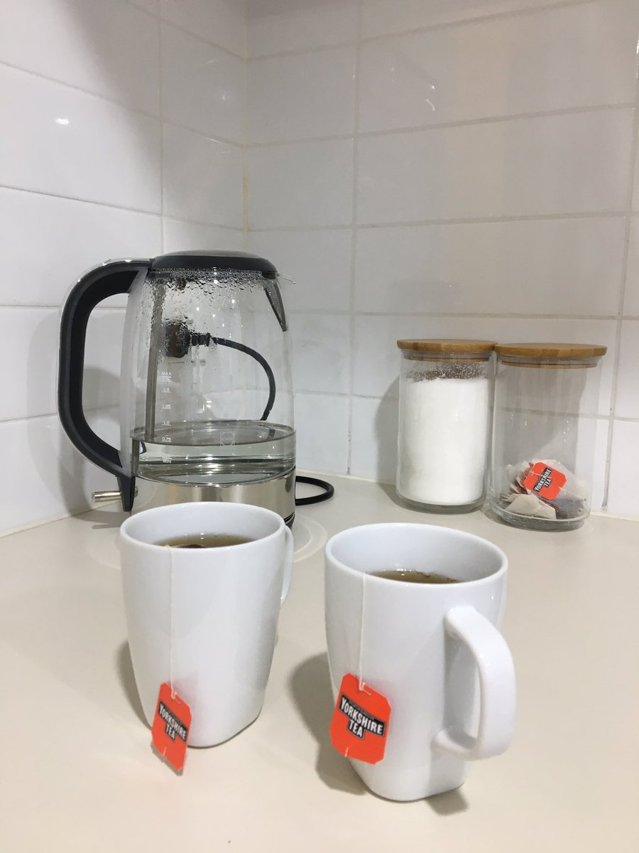 PollenCg's tweet photo. We might be an Australian company but we still know where the best cuppa comes from @YorkshireTea https://t.co/N1DWUQk29L
