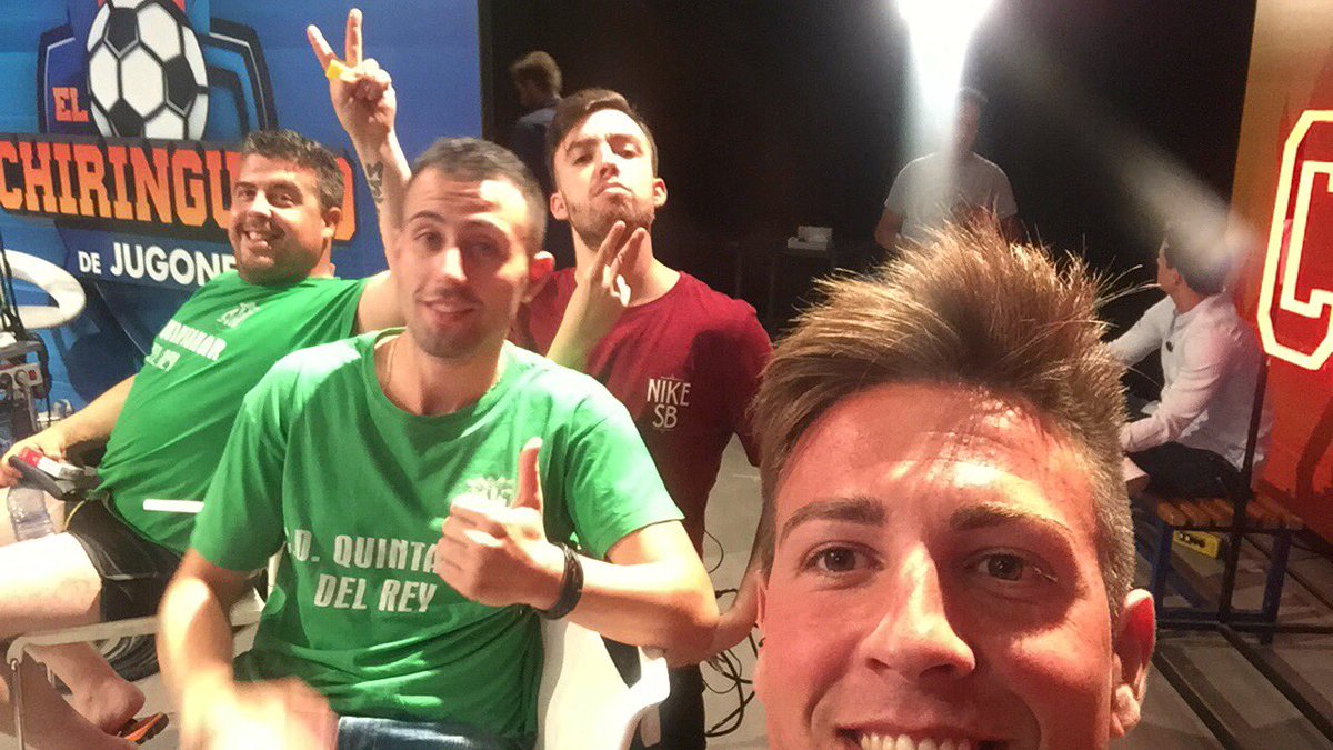 Fuera de juego claro sandrita!!! #ElChiringuitoDeMega