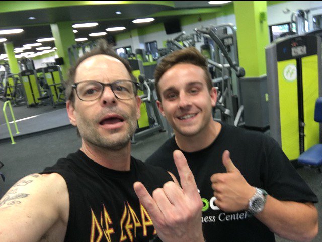 ginblossoms's tweet photo. Thx for courtesy workout at @FitFocusClub Laconia, NH. RW #FitFocus #GinBlossoms #RobinWilson https://t.co/rpFKeQolZz