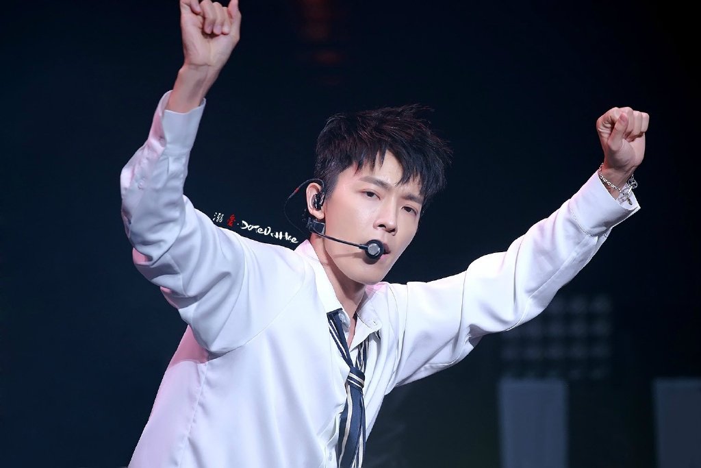 Only4Donghae_'s tweet photo. 【NEW PIC】(From 170805) #SMTHK - #Donghae (8) ~~。⁽⁽ ◟(∗ ˊωˋ ∗)◞ ⁾⁾
Cr: 溺爱_DoteOnHae https://t.co/bknXTIgufl