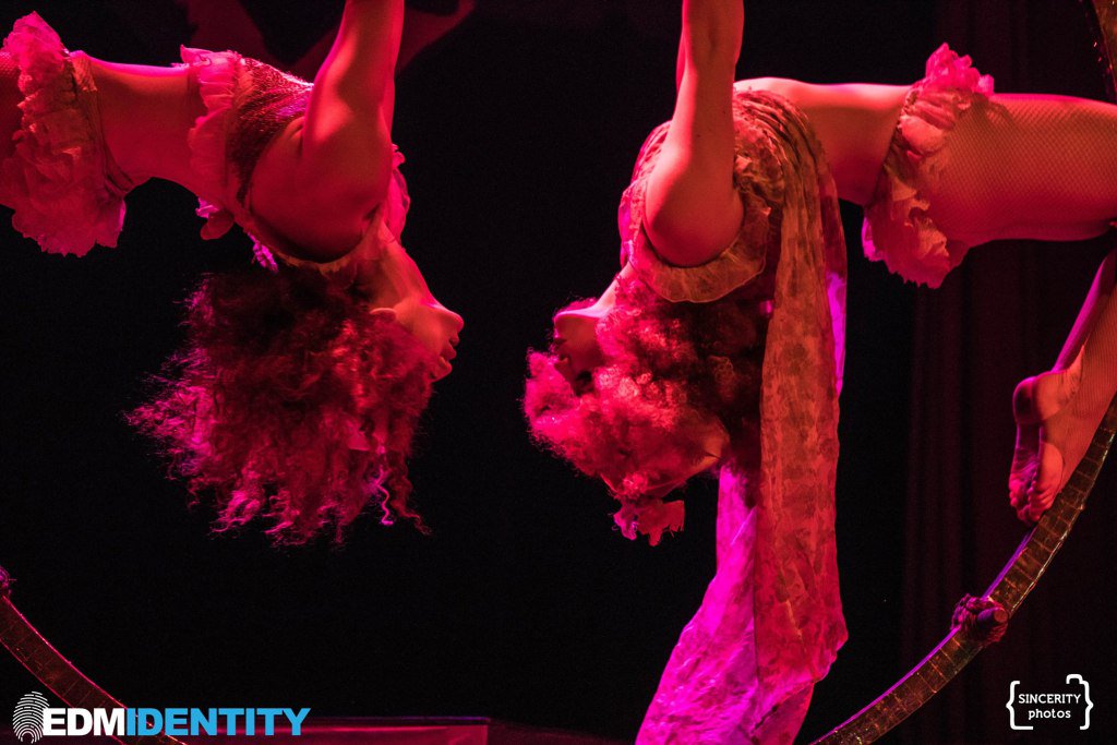 EDMIdentity's tweet photo. The Lucent Dossier Experience at @HOBSanDiego was incredible. Read more about Carlos' experience:
https://t.co/sOEnPd1pM0
#LucentDossier https://t.co/VhFD7lL8s0