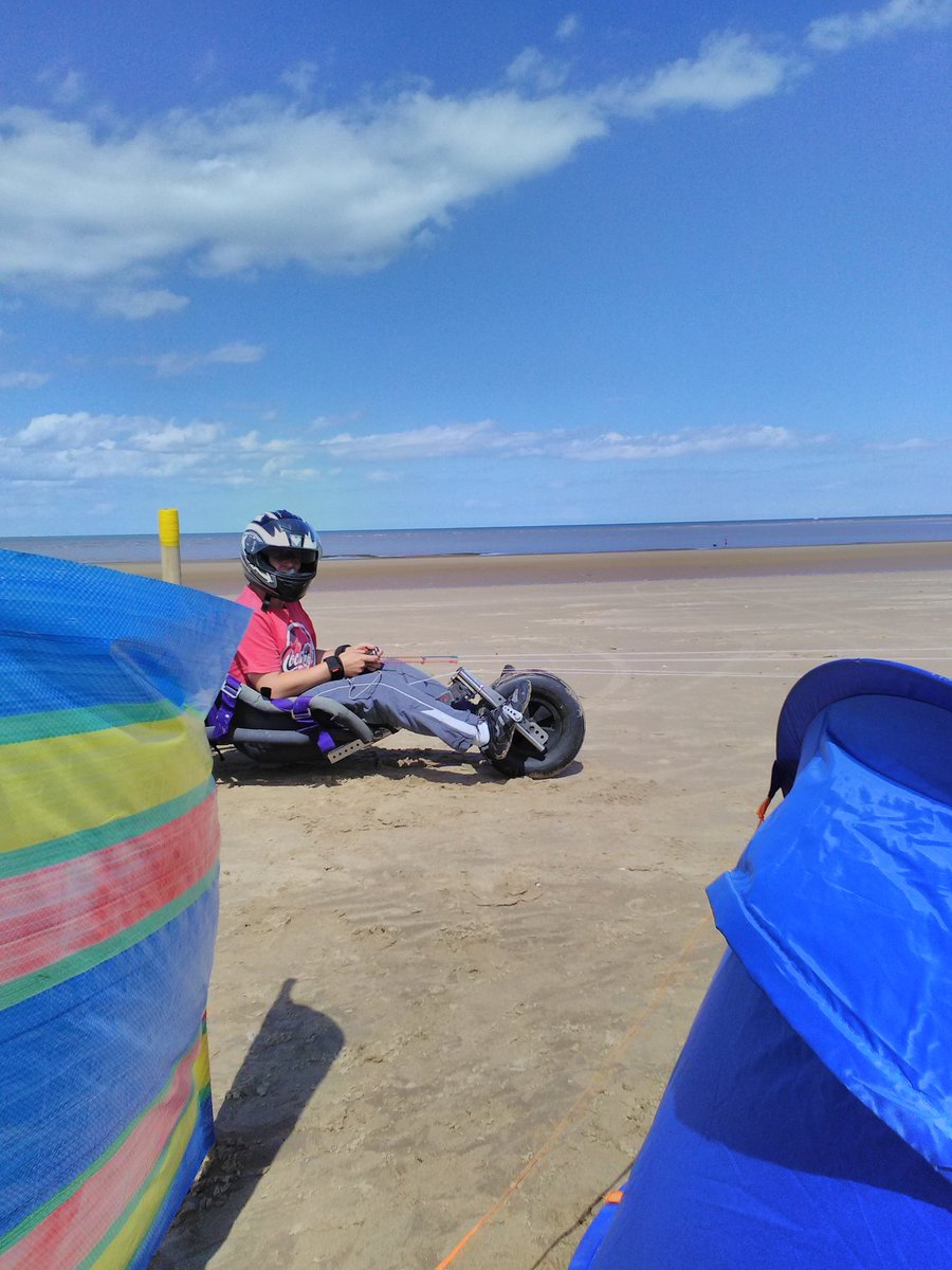 devinedebz's tweet photo. My son in his kite buggy #powerkiting #brancaster #kitebuggy happy son https://t.co/QzZWQe7nNr