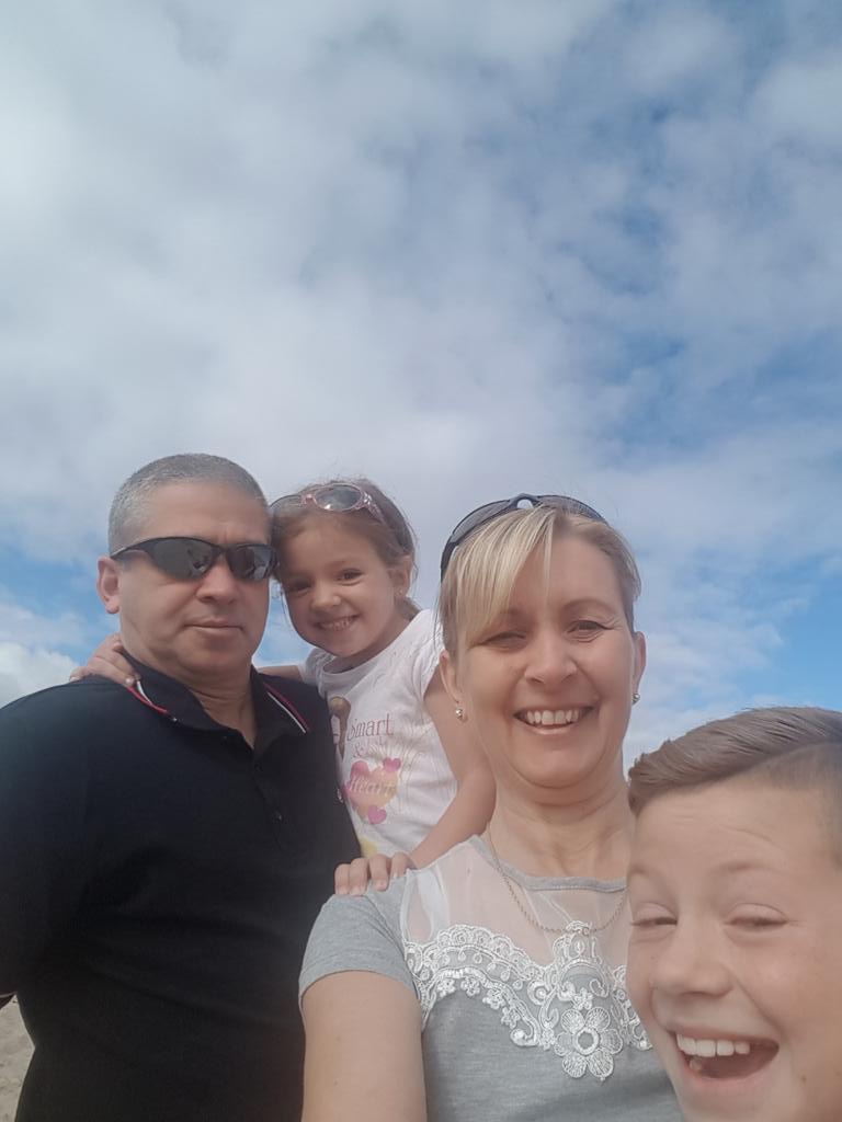 rainehibbs's tweet photo. Loving scotish holidays #grandchildren#beachlife#hot&amp;sunny https://t.co/a5J11zQJy1