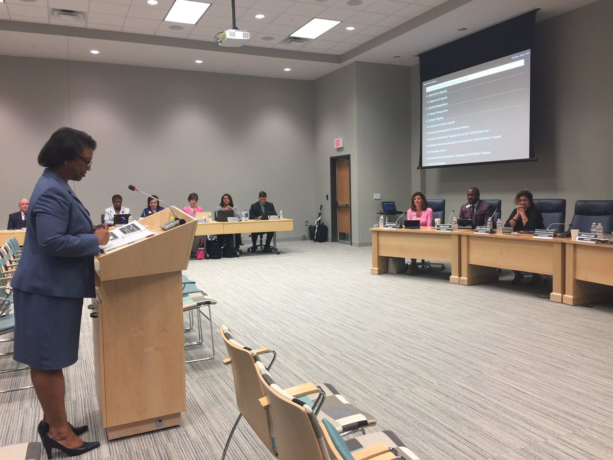 RichlandTwo's tweet photo. Dr. Helen Grant delivers a personal inspirational moment. @EmbraceEquity #premierdistrict #unstopablemovement https://t.co/LBB2f4ejpV