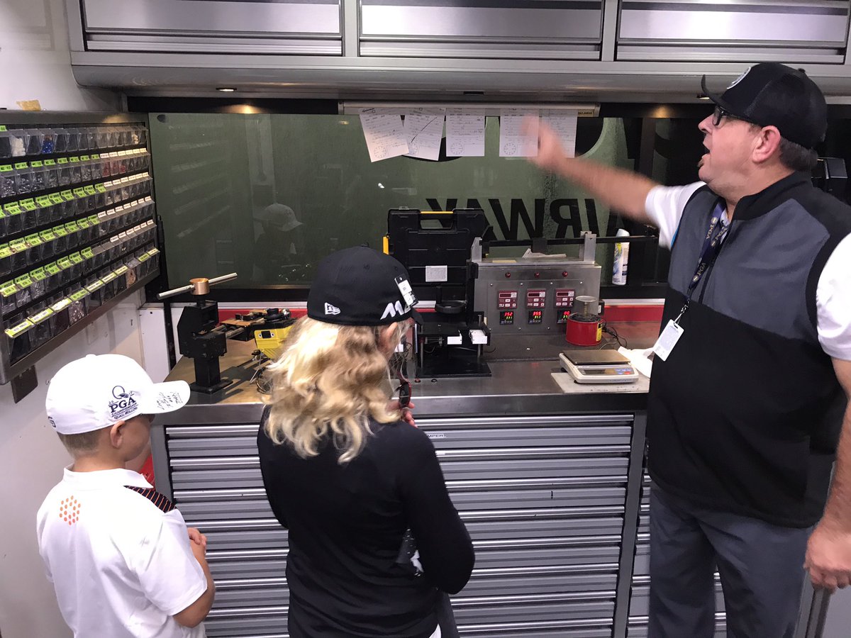 gjdavitt's tweet photo. @TaylorMadeGolf 

Thanks Wade Liles for giving Carson and Vanessa Perry an awesome tour of the TaylorMade Tour Truck! 

#teamtaylormade https://t.co/96VbVqBdIE