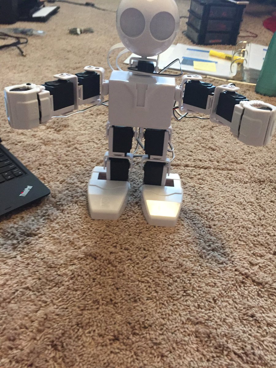 JackieGroat's tweet photo. Excited...JD is assembled!!! #ezrobot #funwithrobotics #geekouttime #WomenInRobotics #PL https://t.co/EhTkCHlgdk