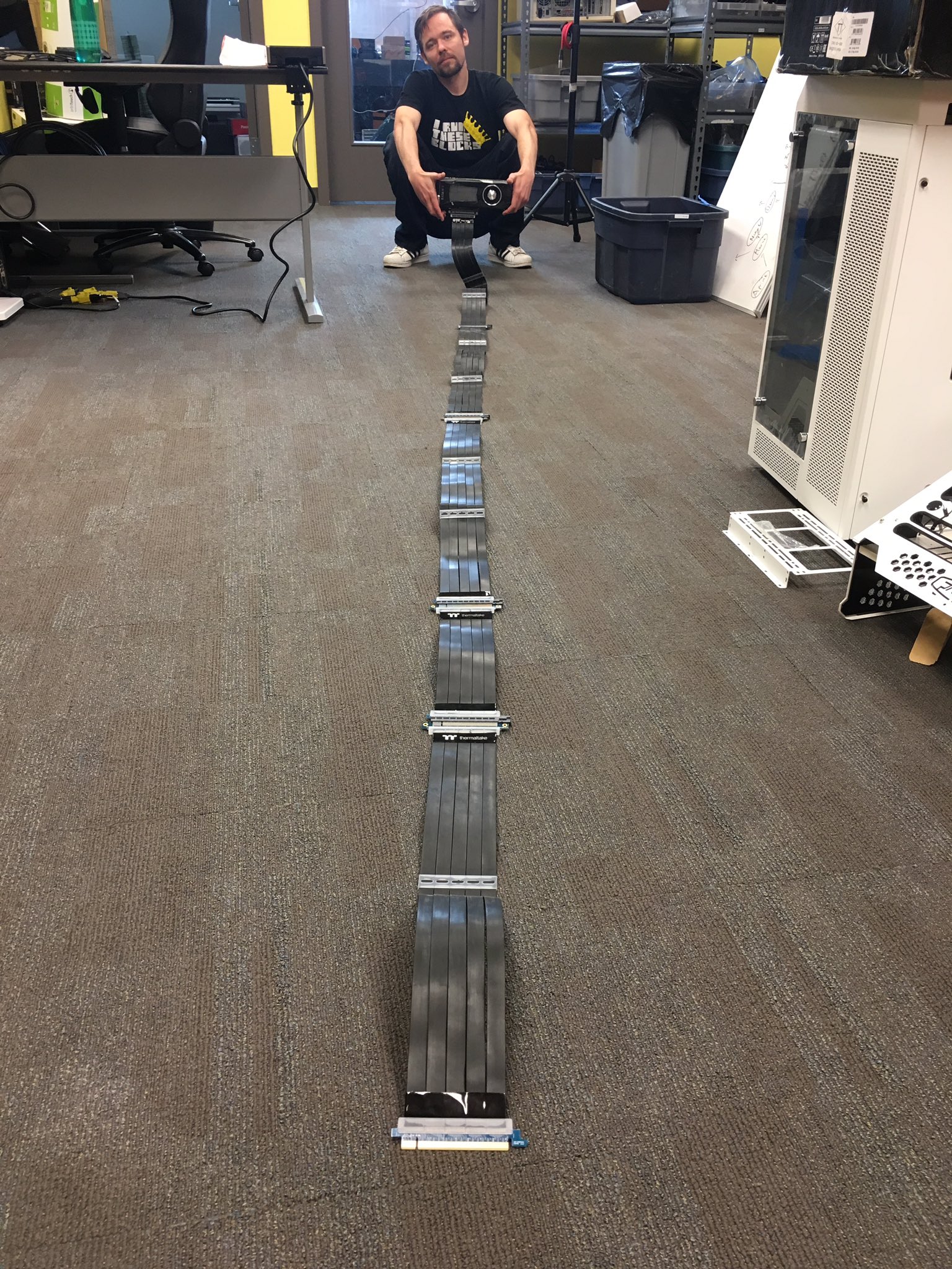 Linus Tech Tips on Twitter "Couldn't find a long enough DisplayPort