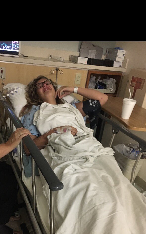 DPoeppelman's tweet photo. Waking up from knee surgery 2 years ago vs. waking up from knee surgery today... some things never change #transformationtuesday https://t.co/tVNkQFyjqk