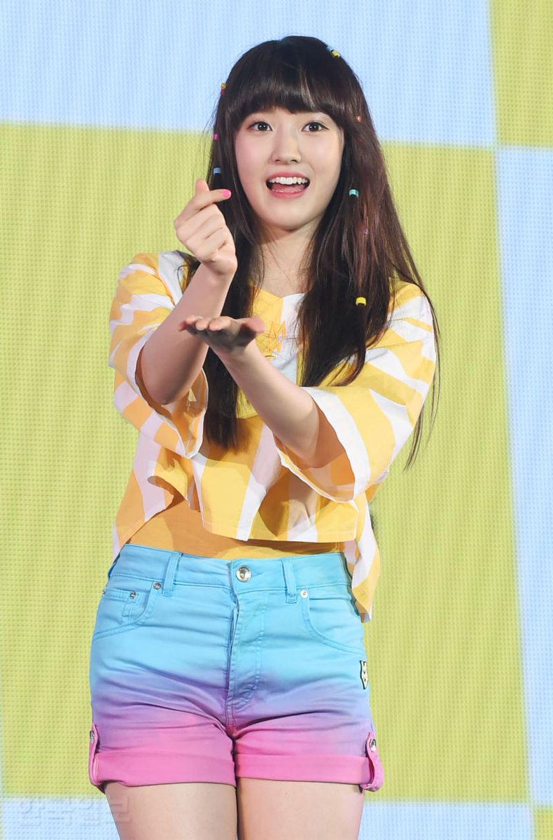 TEAM PRODUCE 101 on Twitter: "[PICS] 170808 Weki Meki's Sei @ 'WEME