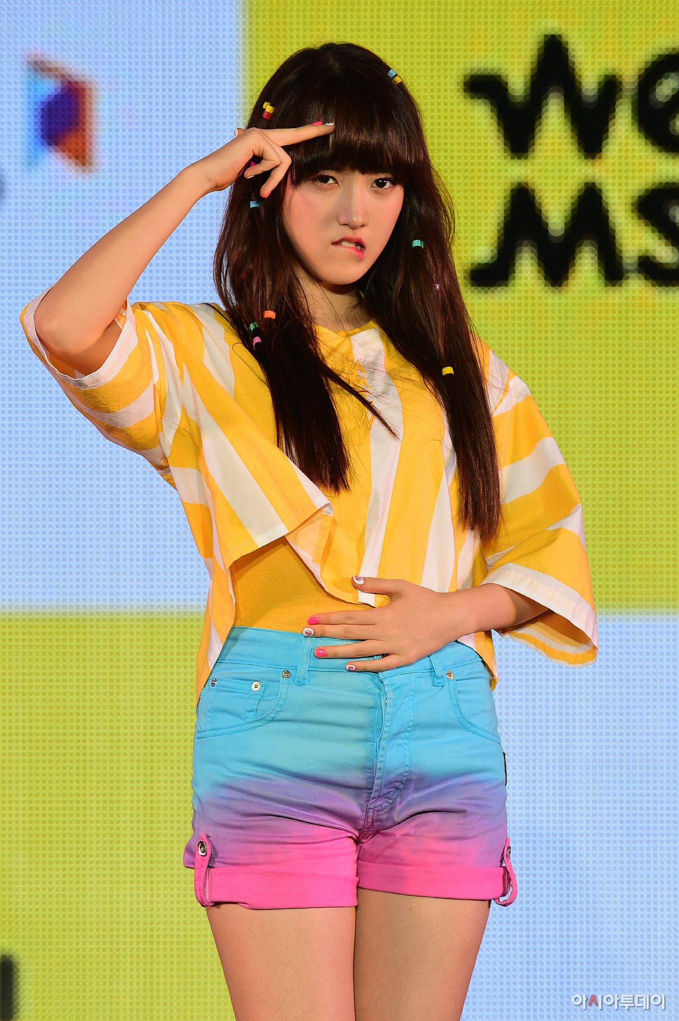 TEAM PRODUCE 101 on Twitter: "[PICS] 170808 Weki Meki's Sei @ 'WEME