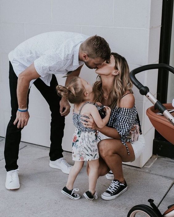 SingleMomLinkUp's tweet image. If u don't like it,uninstall it,just give yourself one more chance. Its the best dating app selected by Forbes millionairesdatingapp.org