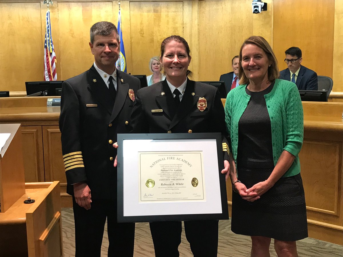 gesbensen's tweet photo. An honor to present @bwhite198 her EFO designation tonight. Well done on yet another impressive accomplishment among many! #fire #leadership https://t.co/vFDF7dyhH3