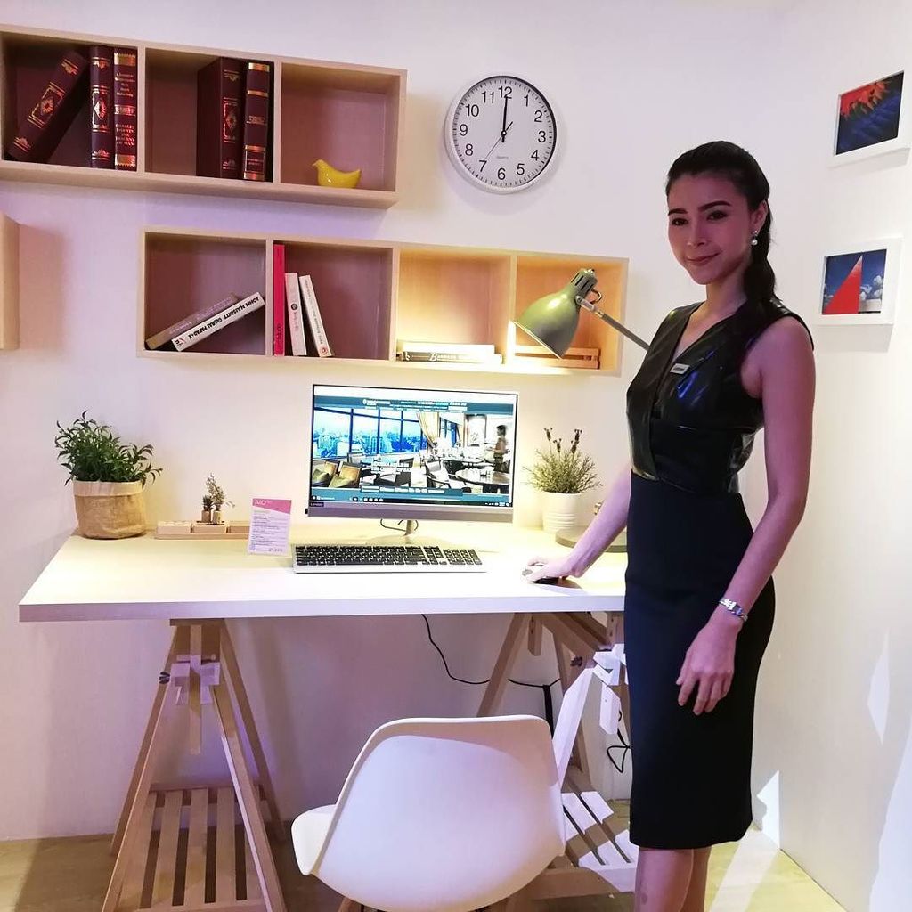 PDAMobiz's tweet photo. ตลาด All in One ยังไม่ถึงกับซบเซา ไปได้เรื่อย ๆ แต่ไม่แรงมาก #Lenovo #Legion #Yoga #Ideapad #Miix #AllinOne #PDAMo… https://t.co/vgGfOoIglu https://t.co/V4t7IuijFk