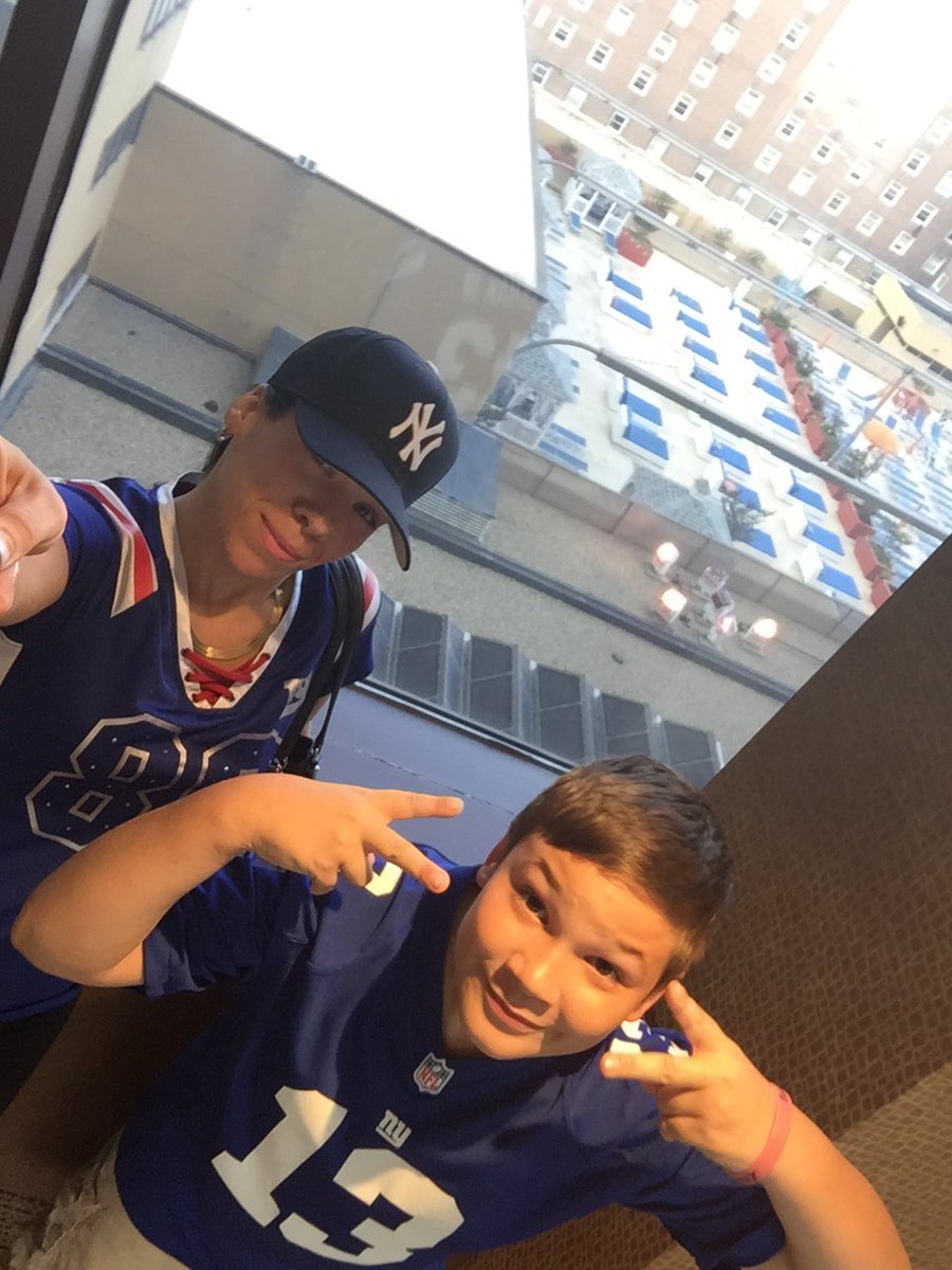 auntshellys's tweet image. Love being an #Aunt to this guy