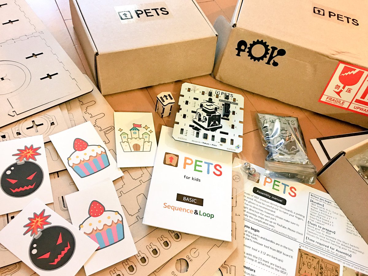AllyMukai's tweet photo. PETS来た〜! #プログラミング学習ロボット @yhworld @takac0205 #PETS #Programming #forOurKids #4ok #fok #kickstarter https://t.co/1clKdiir9C