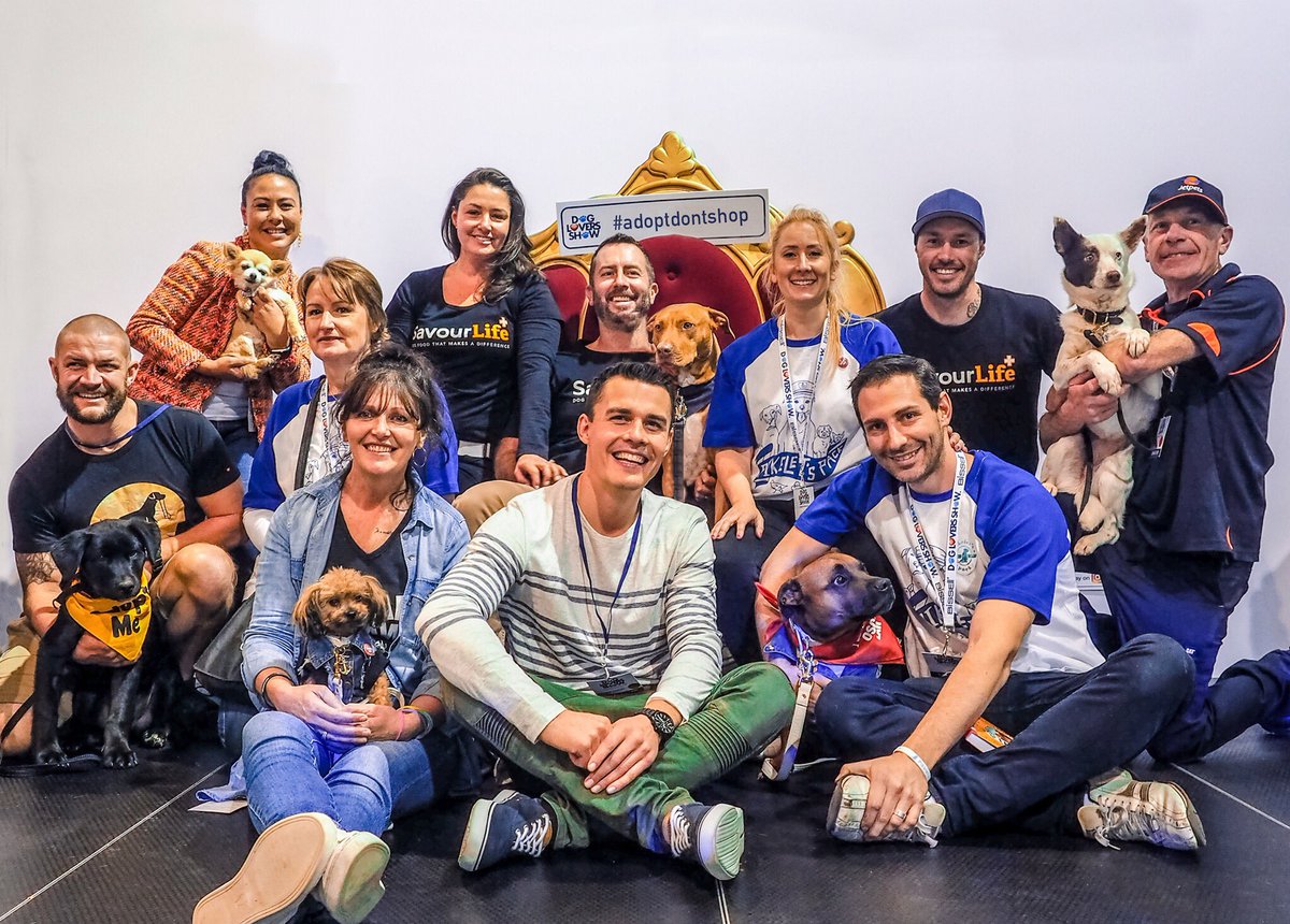 We get by with a little help from our friends 🐾😊#rescuestrong 💪🏻 #SolidarityForTheAnimals 🐾🐾