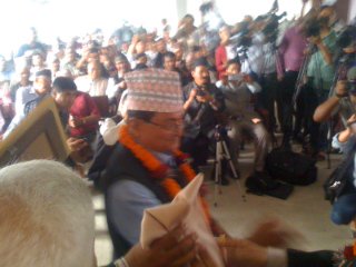drbishnuhnepal's tweet photo. #Nepal: aamaa didibahini ho kati baschhau daasi bhai..? appreciate your #WomenEmpowerment-#Songs.#TLAMF(as advisor) congrats@ #JBTuhure/1Aug https://t.co/Dfeze3l0eg