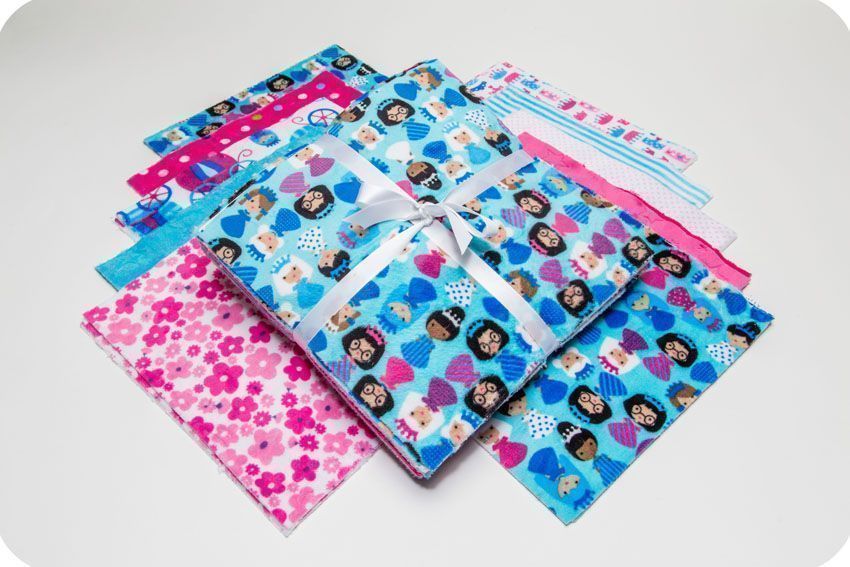 howarths63's tweet photo. Do you #Sew or #Quilt? #DIY #CuddleCake #QuiltKits #Fabric #Sewing #Quiltingfabric #Etsymntt #PlushToys #Quilting https://t.co/yB0dIMcLq9 https://t.co/fEgQqN70ff