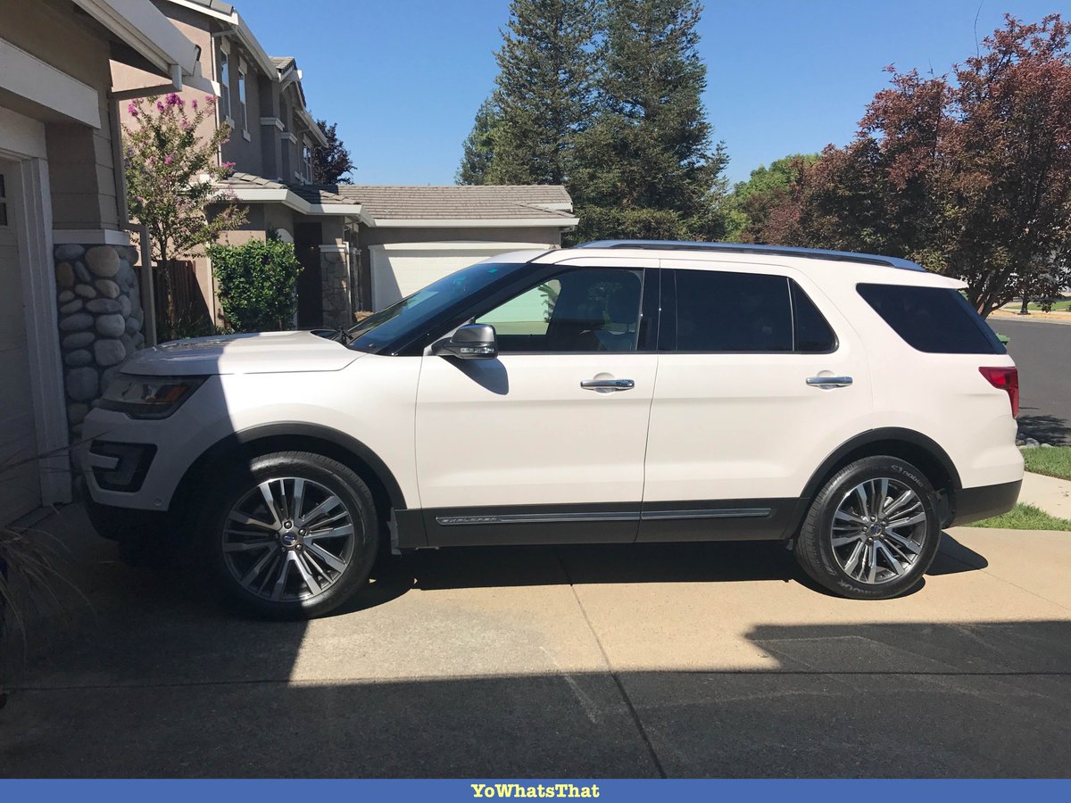 YoWhatsThat's tweet photo. I saw: sport utility (vehicle). Pic taken in undefined https://t.co/9oAQkI4o2Y