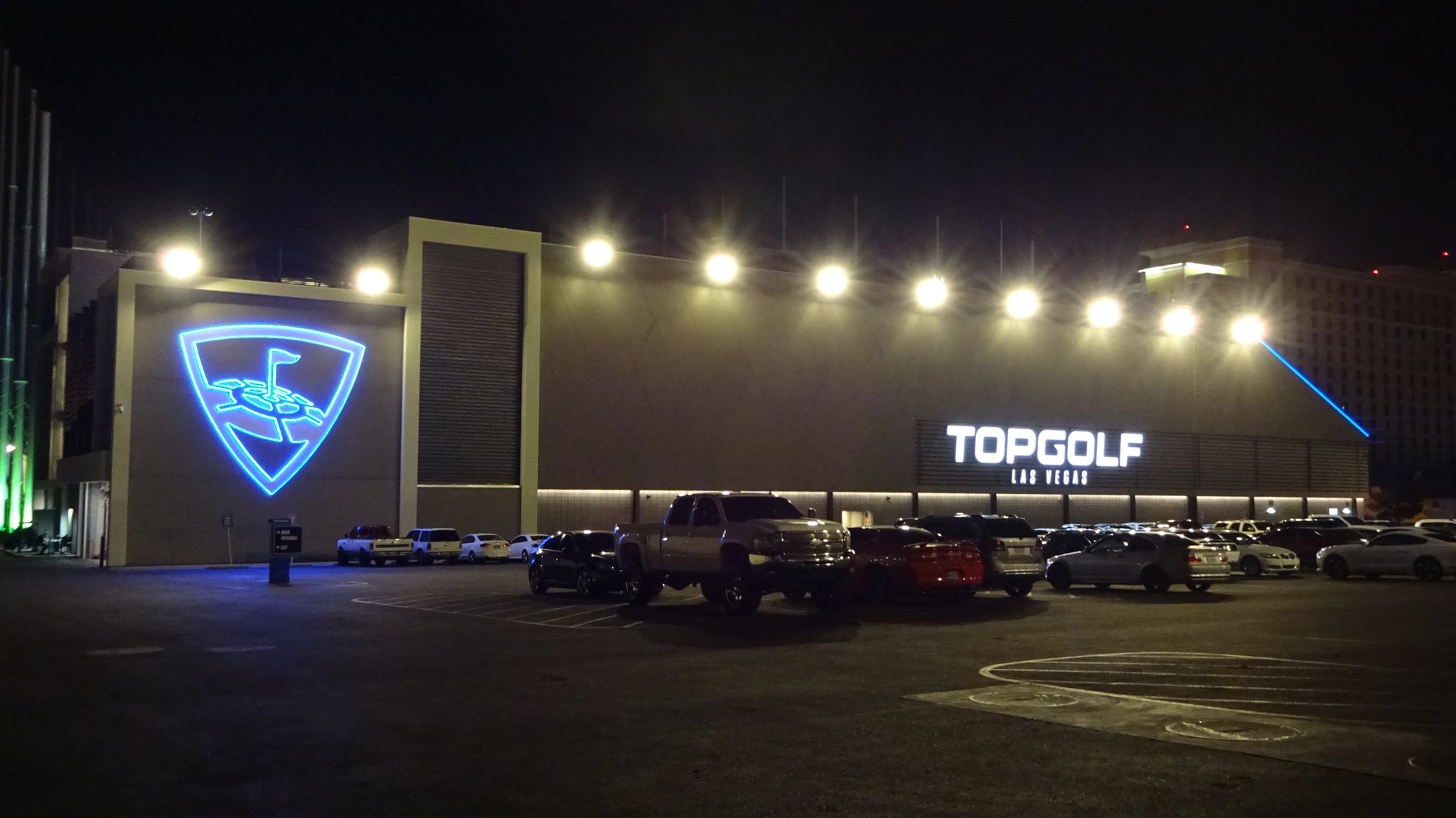 bioreconstruct on Twitter "Topgolf Las Vegas is very busy! Topgolf