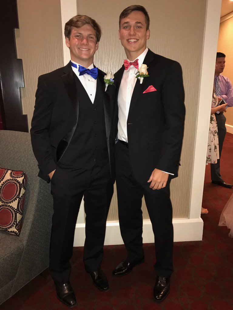 margiottajc's tweet photo. Happy birthday zack!!🎉🎉 @ZackCarnes11 https://t.co/ioDHxlPE1b