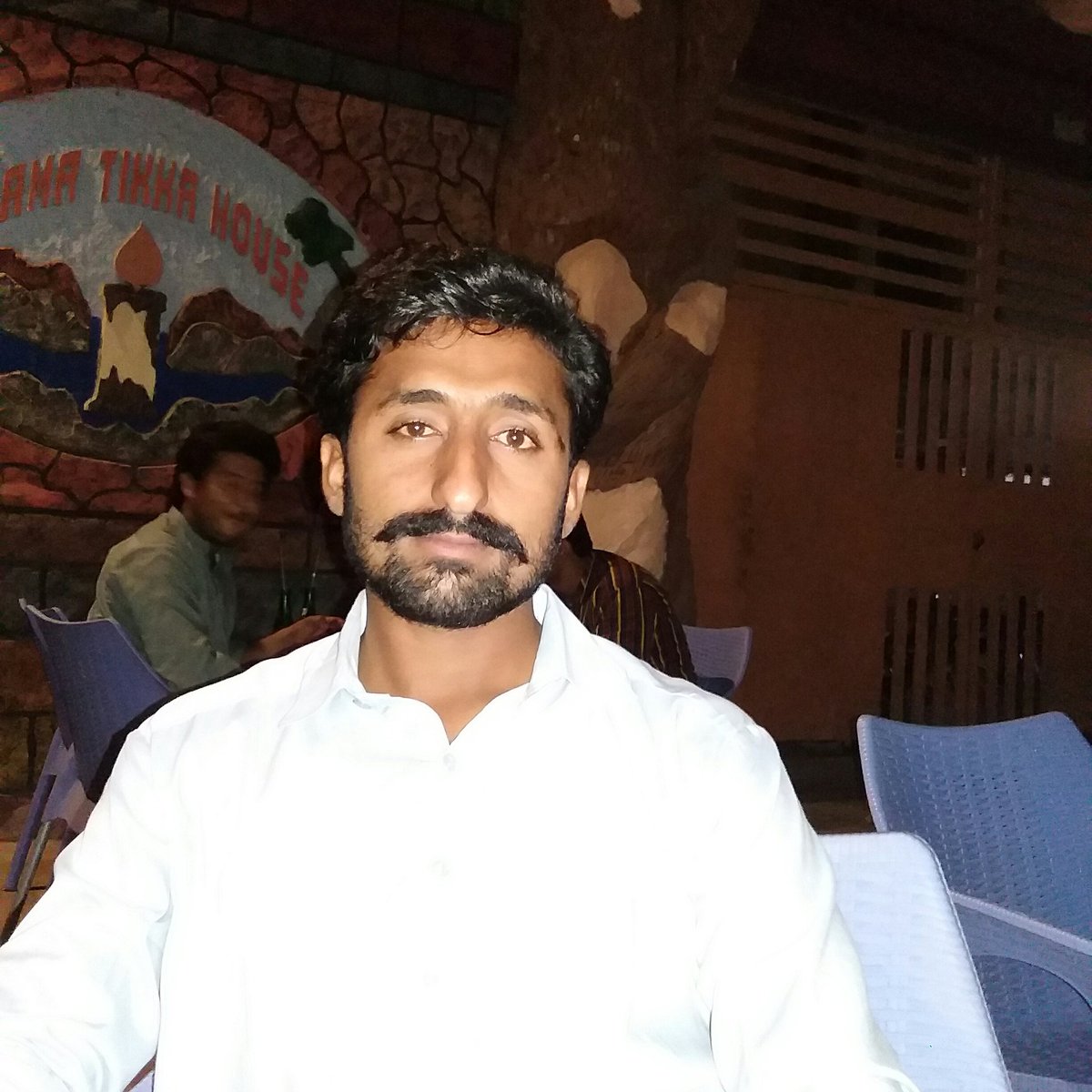IWalwat's tweet photo. #NewProfilePic https://t.co/8tojtfiQW0