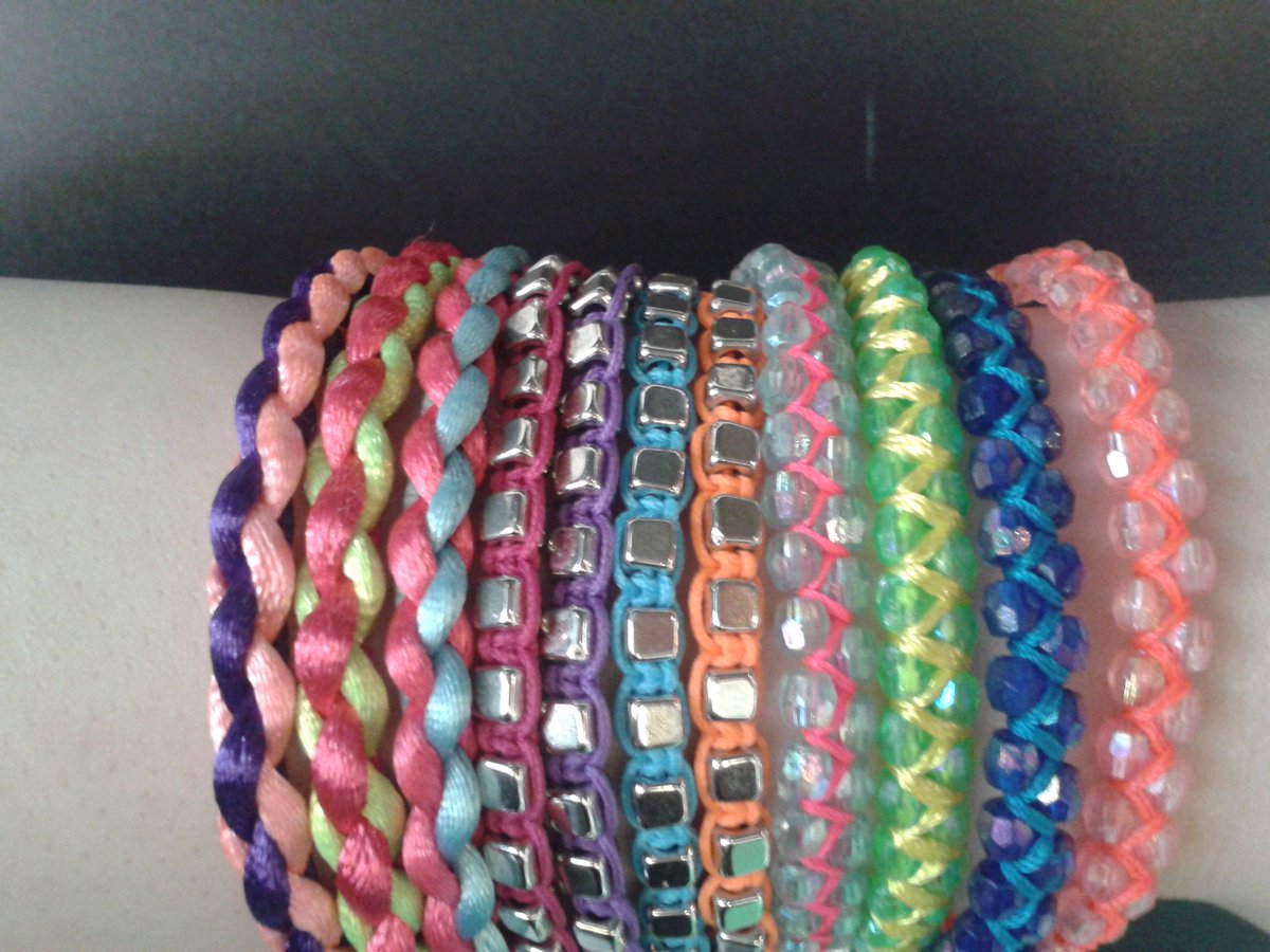 tinc_harrogate's tweet photo. Stack or share your #tinctastic friendship bracelets available @ShopVictoriaHG for just £2.50 each this summer!
#Frienship #tinc #British https://t.co/9RJRqQFcut