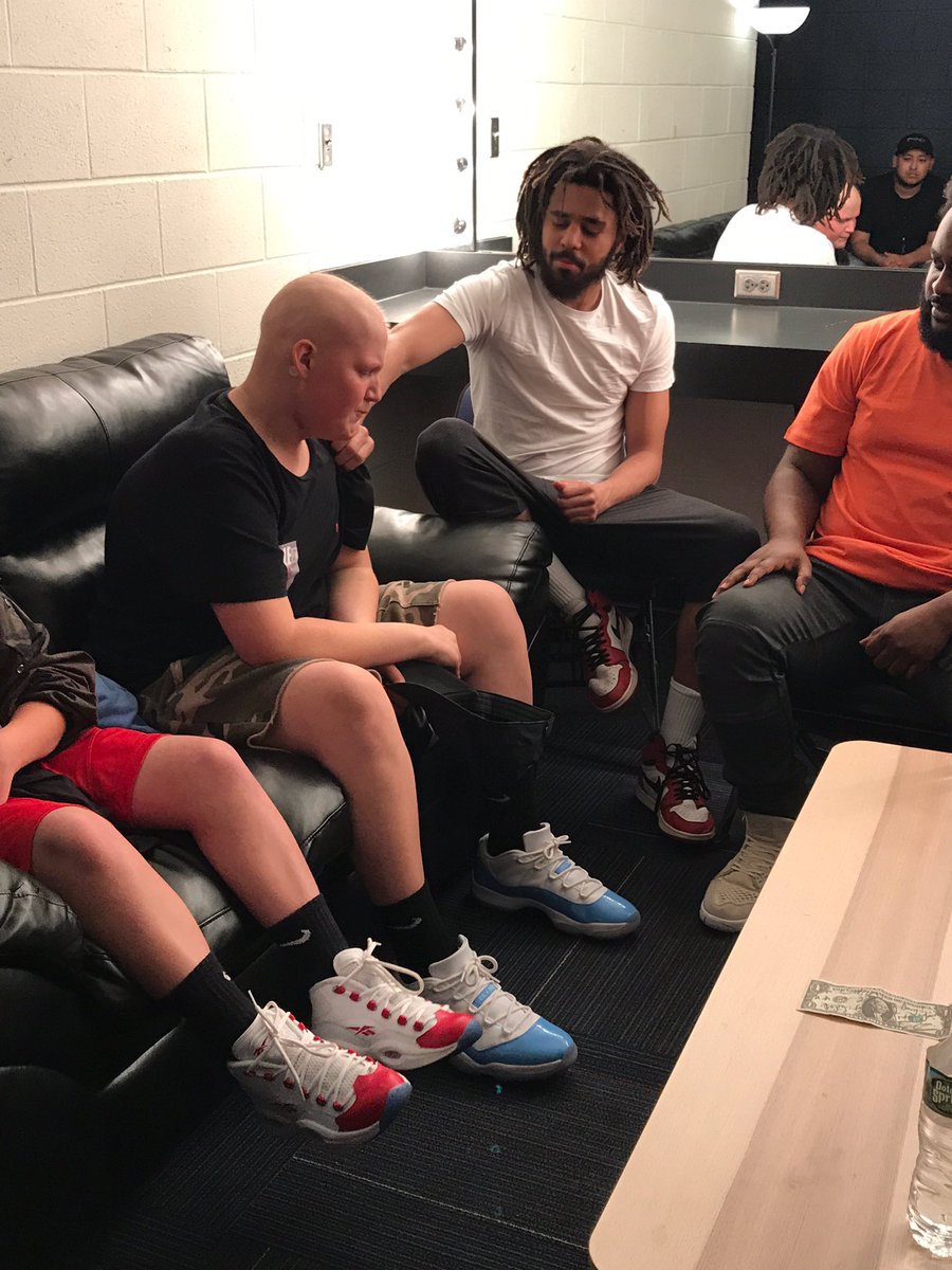 RobertG09031980's tweet photo. @Bas @JColeNC Dreamville truly is a family.  They made my sons dream come true tonight.I will never be able to thank you all enough. Much Love! https://t.co/qQEec937PK