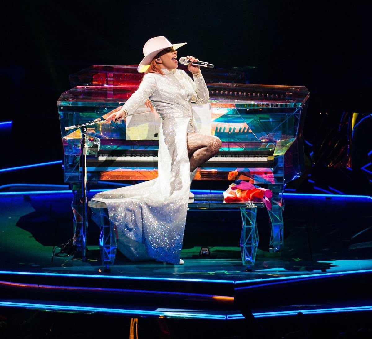 tyleroakley's tweet photo. saw the @ladygaga concert tonight... my fifth gaga concert &amp; by far the most impressive gaga tour yet. I STAN A LIVING LEGEND!! https://t.co/9v0HCml72R