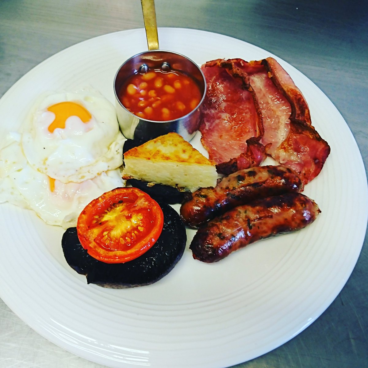 chefmateibaran's tweet photo. @HotelDarlington @Bannatyne #breakfast #delicious #healthy #breakfastwithasmile #newmenu https://t.co/VSHnm7NaRm
