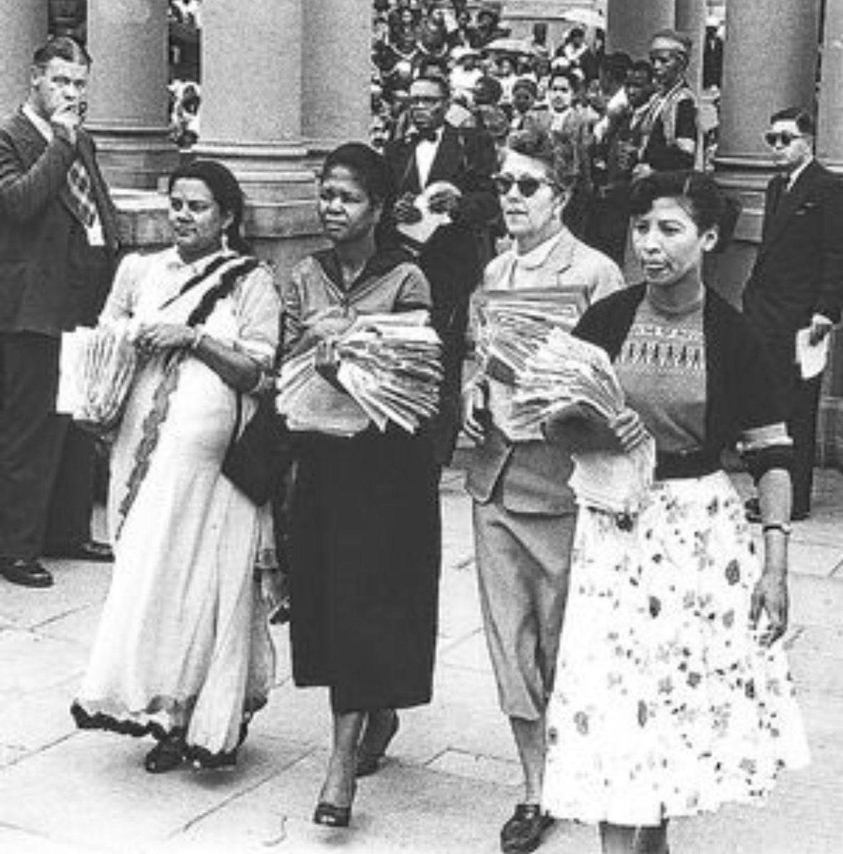 Philisiwe SIBIYA on Twitter: &quot;On this day 8 August 1956 20000 women marched  against pass laws led by Rahima Moosa,Lilian Ngoyi,Helen Joseph, &amp; Sophie  Williams.#WomensDay… https://t.co/7AqqaScLWr&quot;