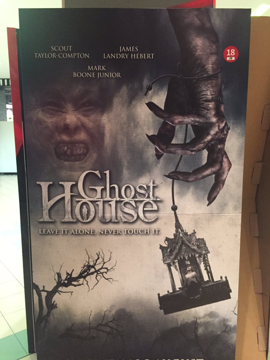 khairieeeeee's tweet image. Cerita sampah!!! #notmylevel! Next movie pulak