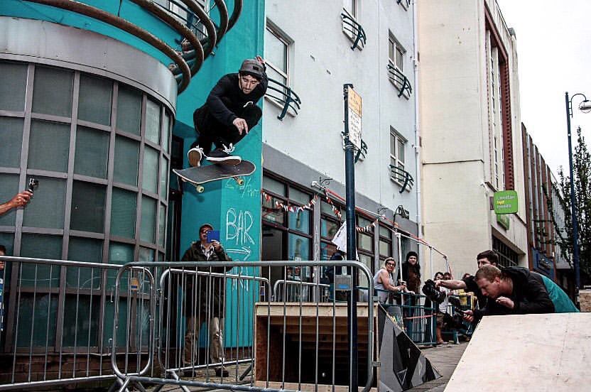 ShinerDist's tweet photo. #ShinerBoys graphic designer Hasan Kamil catches that Kickflip well above the barrier at @existskatestore's #HighStreetComp. 📷 Nathan Davis. https://t.co/GceqIJTott