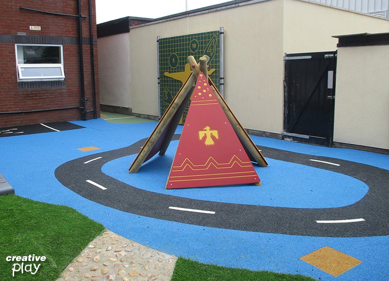 CreativePlayUK's tweet image. You don't need a big space to pack in play value! Check out our project for Blackpool Coastal Housing @bchblackpool #CreativePlay