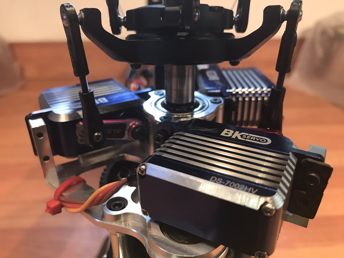 mass_1200's tweet image. My favourite servos BK 7002.
#bkservo @BKServo @bertkammerer