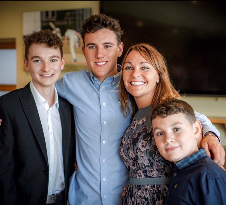 karleenVol's tweet photo. My whole world ๐ #myboys #keepmesmiling #forevermummysboys https://t.co/lKi8FcygLw