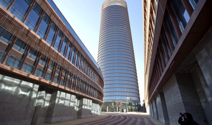 Torre Sevilla tweet media