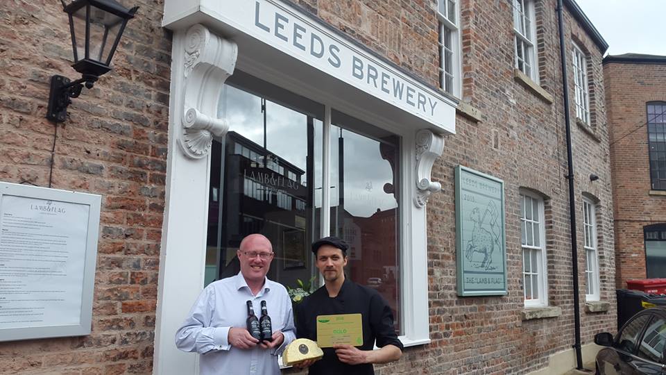 CryerandStott's tweet photo. With Andy head chef of @lambandflaglds when our #cheese which includes #HellfireAle by @TheLeedsBrewery won #Gold @greatyorkshow #Yorkshire https://t.co/TYihFVpbD8