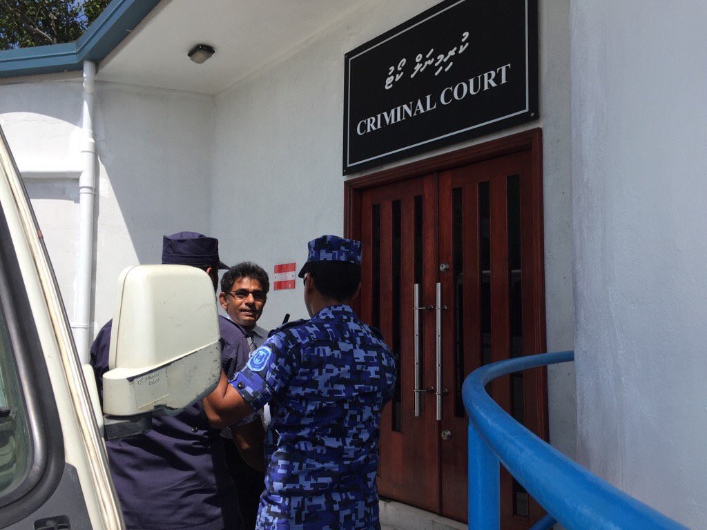 MvShifaan's tweet photo. MP Lawyer_Waddey ge bandhaa medhu gotheh ninmumah Criminal Courtah haazirukohfi
#FreeWadde https://t.co/7TwFXTCAhH