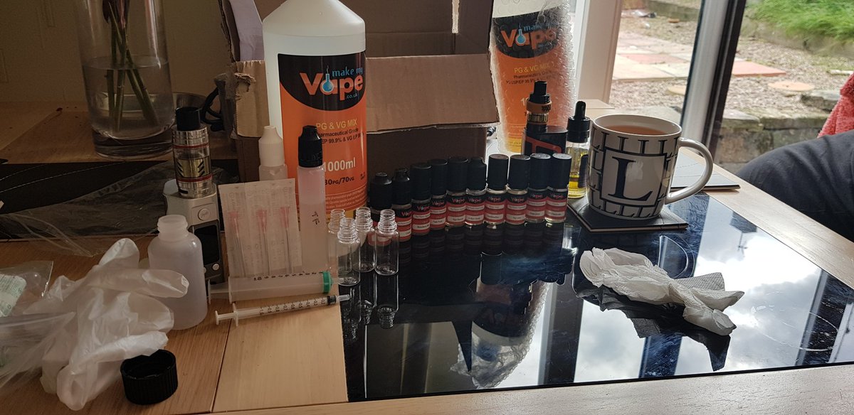 JeOnstator2's tweet image. Can&apos;t wait to see how these new juices turn out! @MakeMyVape