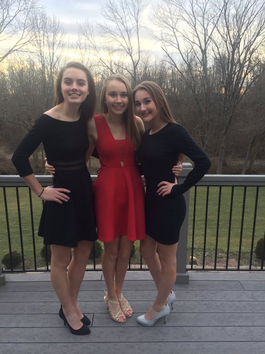 mara_fleck's tweet photo. Happy birthday to my fav twins!!  Hope you guys have a great day! @_lauren_solomon @megan_solomon01 https://t.co/p4erXROox2